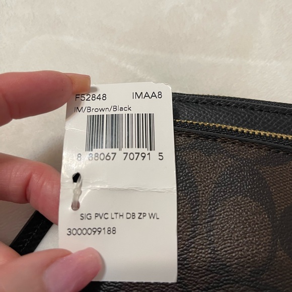 NWT black and brown Coach dual wallet - Picture 4 of 10